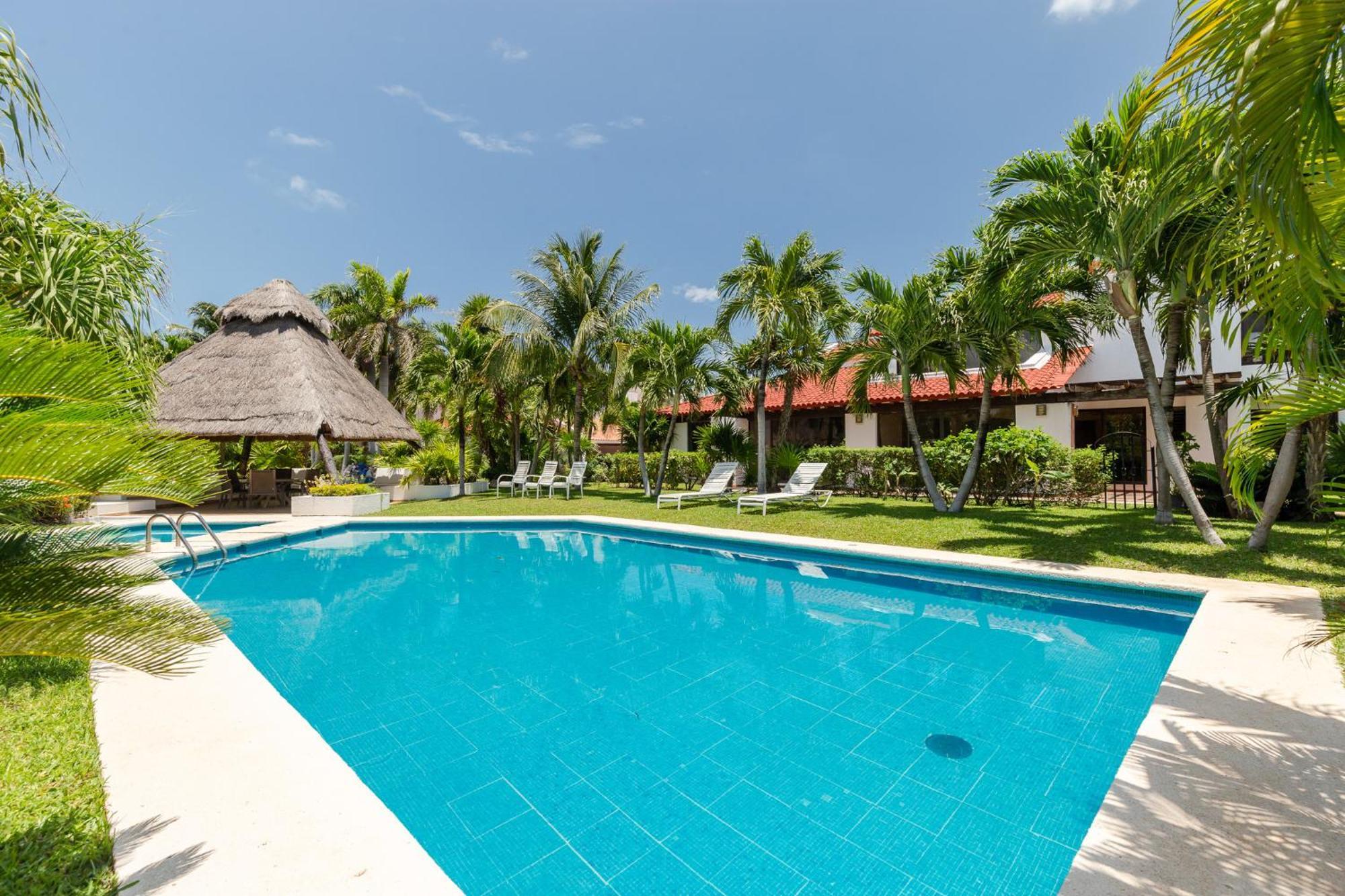 Large House - Walking To Beach - 10 Guests! Cancún Exterior foto