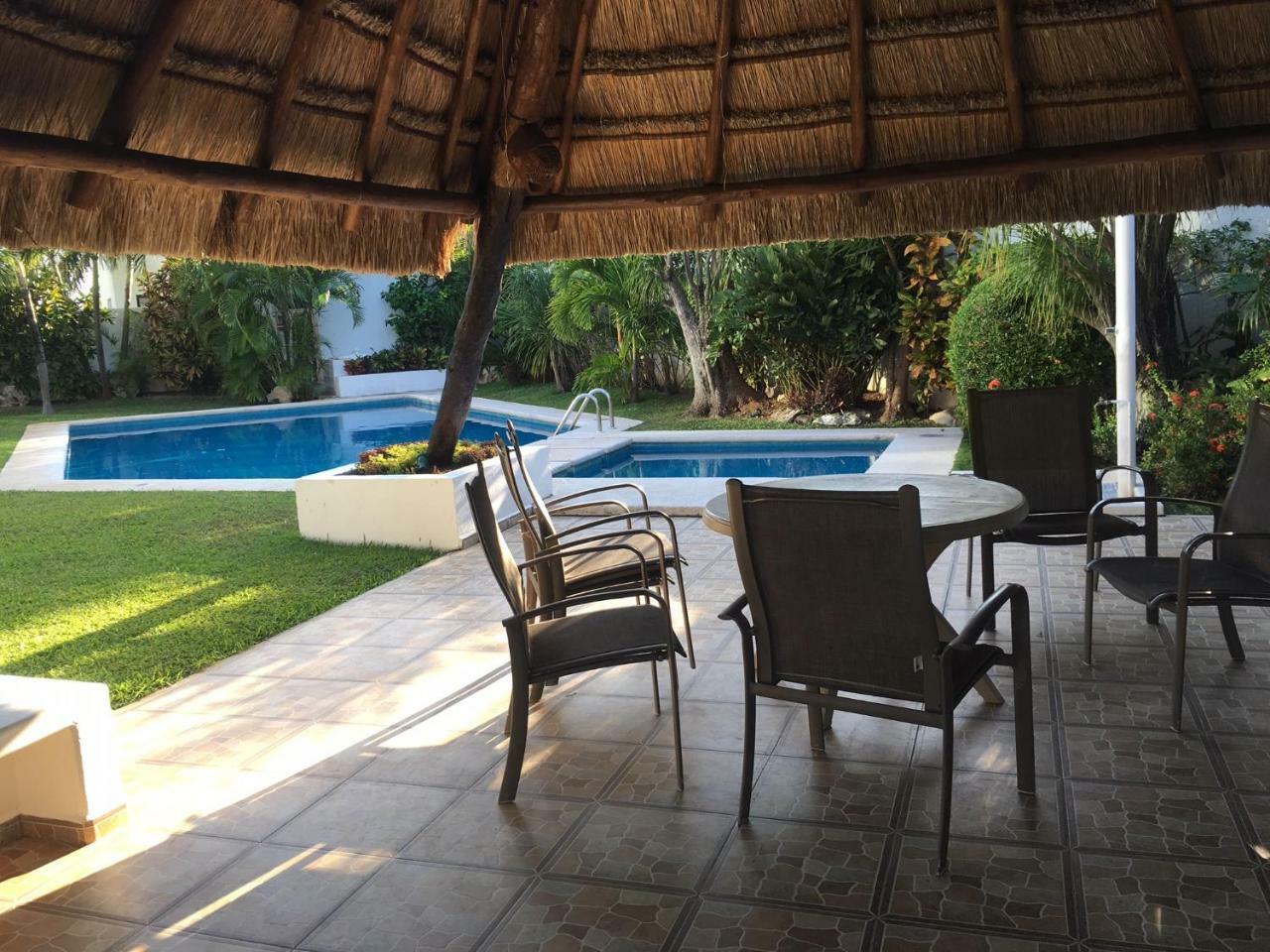 Large House - Walking To Beach - 10 Guests! Cancún Exterior foto