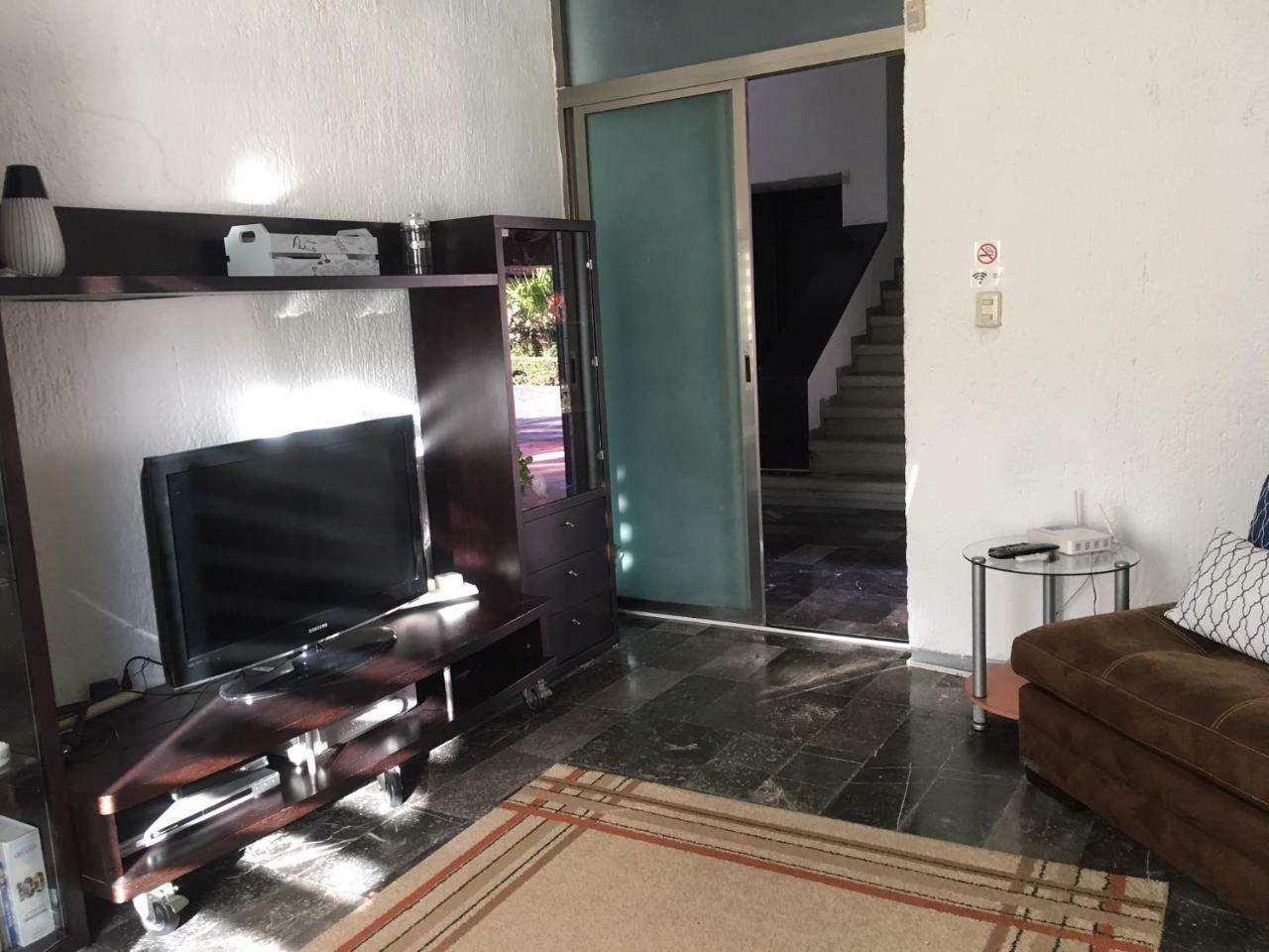 Large House - Walking To Beach - 10 Guests! Cancún Exterior foto